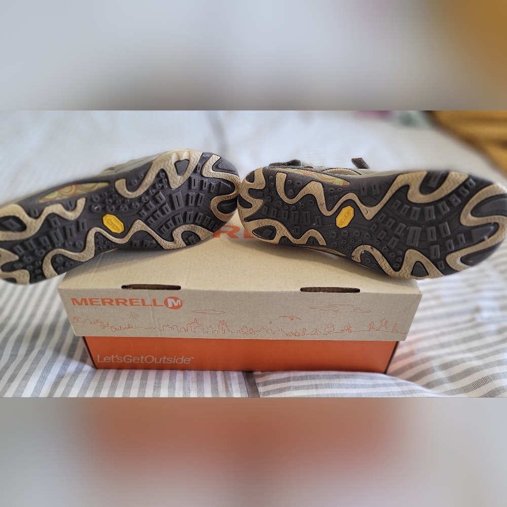 Merrell Sandals - Picture 3 of 4